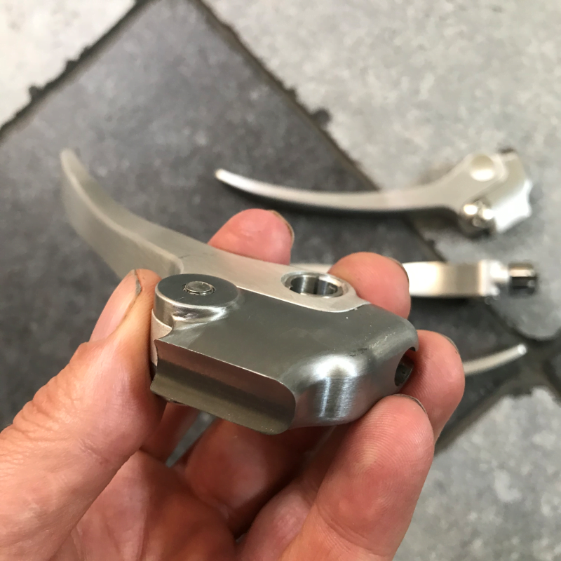 710030 Weld-on Handlebar Controls - Image 3